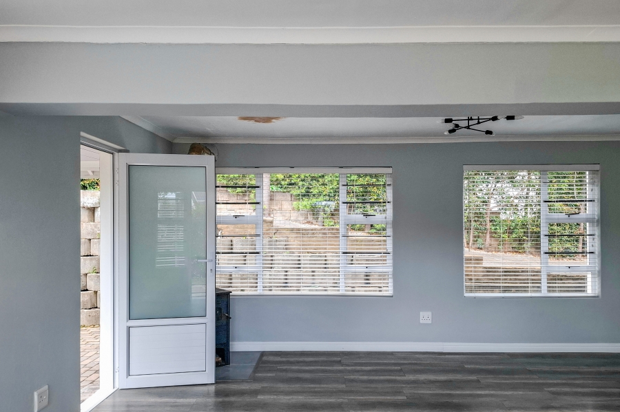 3 Bedroom Property for Sale in Welbedacht Western Cape